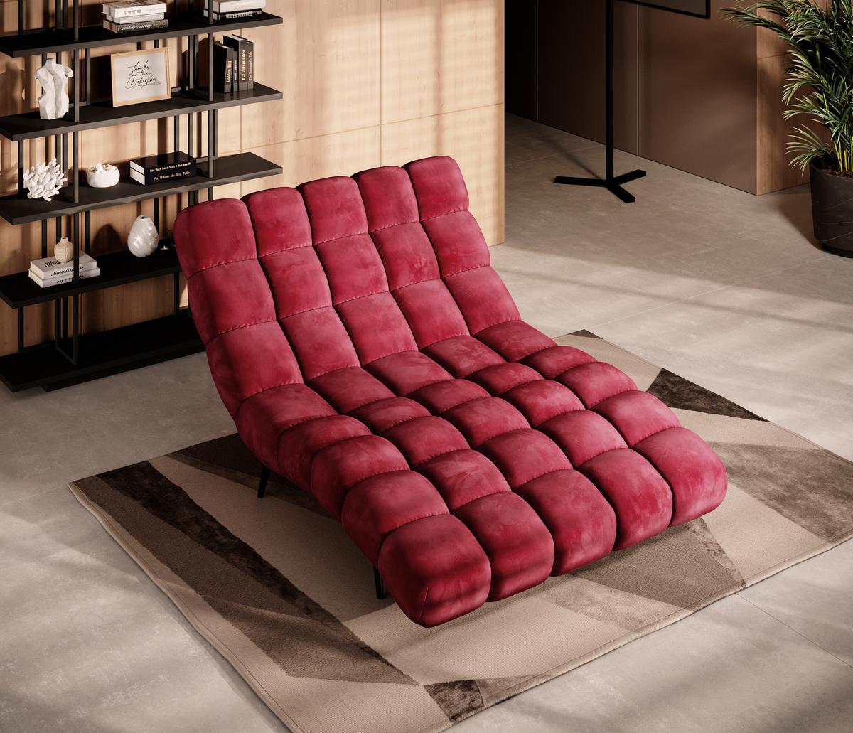 Couple Relaxing Lounger Nancy
