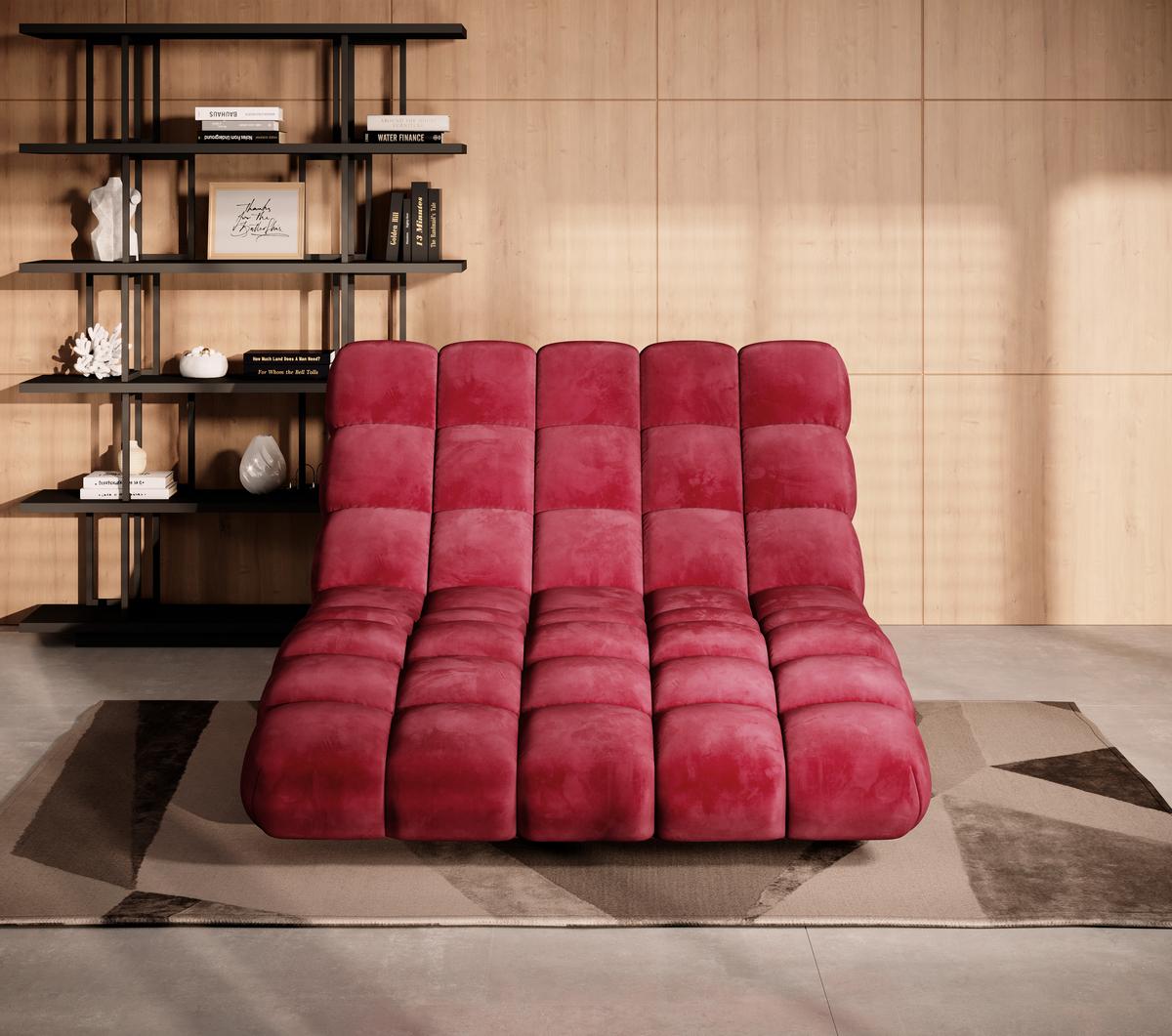 Couple Relaxing Lounger Nancy