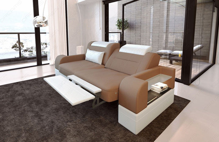 2 Sitzer Couch Sofa Parma in taupe - Mineva21 - Die LED Beleuchtung, USB Anschluss und Relaxfunktion sind optional erhÃ¤ltlich.