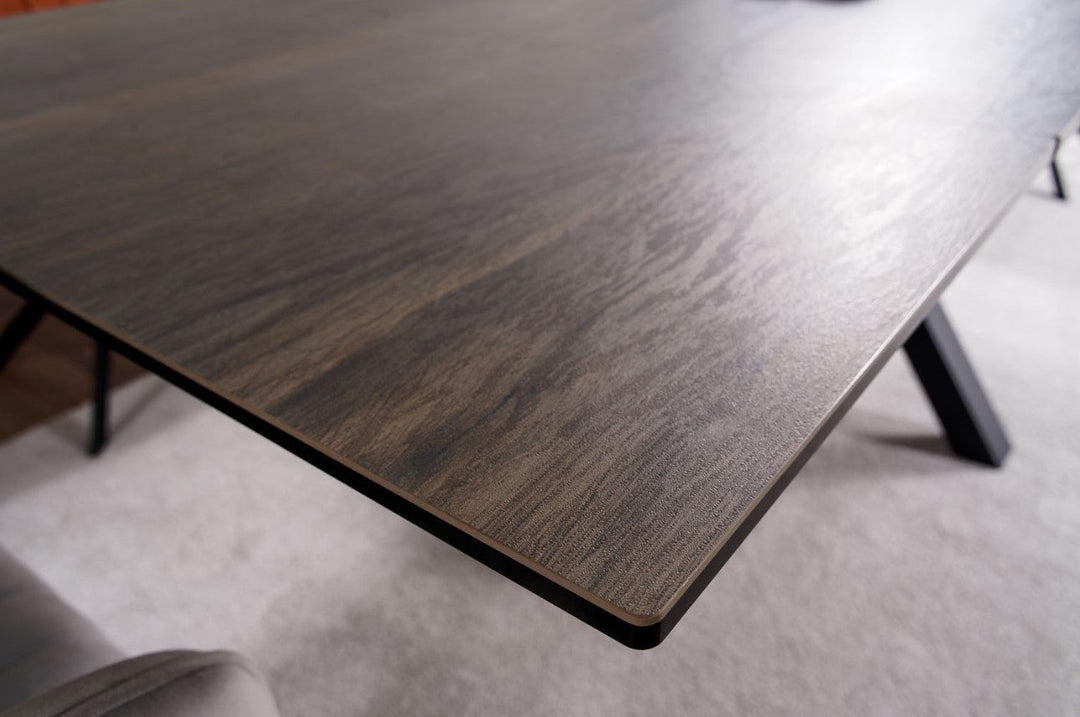 Columbus Dining Table