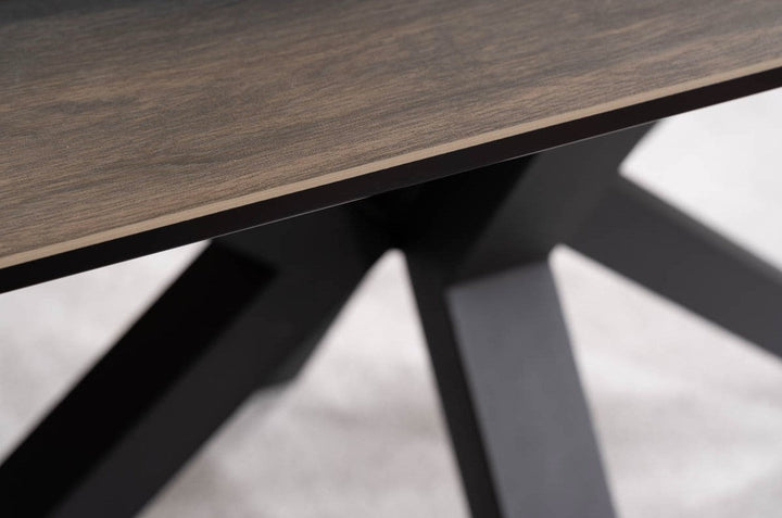 Columbus Dining Table