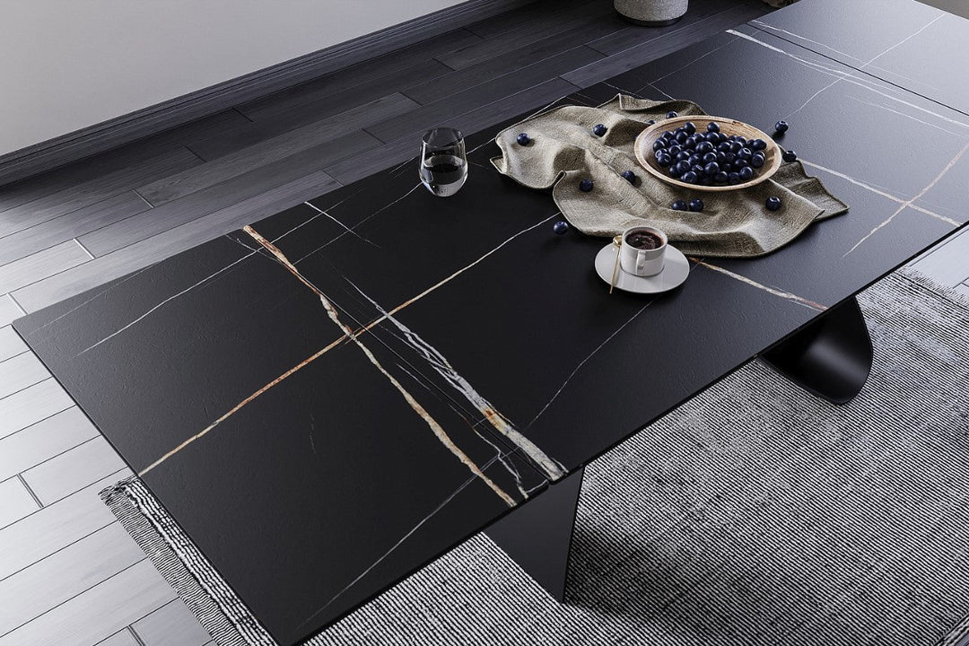 Diuna Dining Table