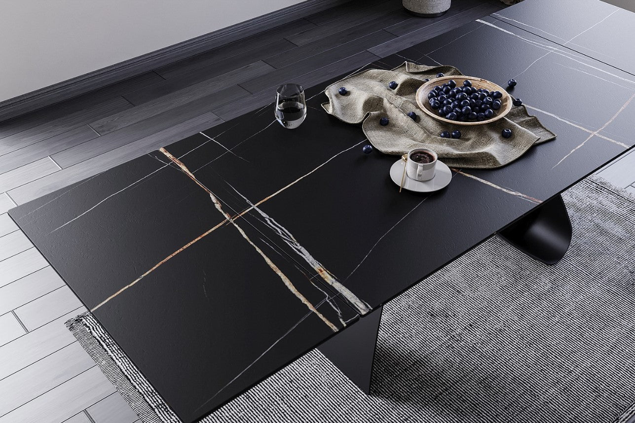 Diuna Dining Table