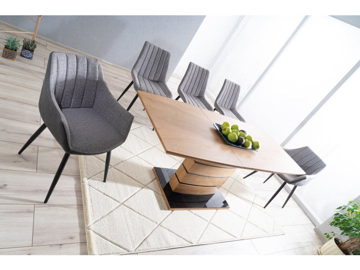 Leonardo Oak Dining Table