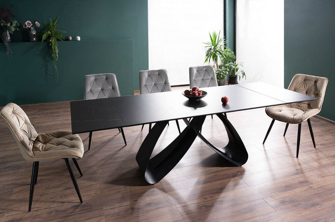 Samanta Dining Table
