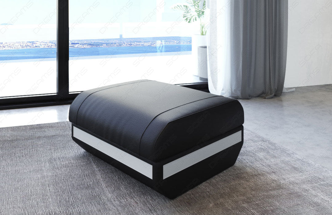Zu diesem Sofa kÃ¶nnen Sie optional einen passenden Hocker dazubestellen.
