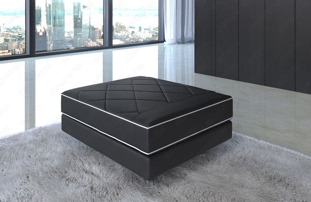 Zu diesem Sofa kÃ¶nnen Sie optional einen passenden Hocker dazubestellen.