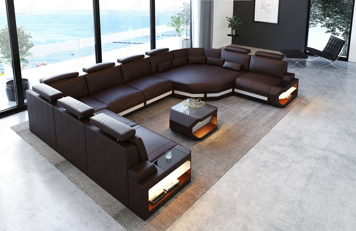 Leder Wohnlandschaft Asti U Form in dunkelbraun-weiÃŸ. Couchtisch und USB AnschlÃ¼sse sind optional erhÃ¤ltlich.
