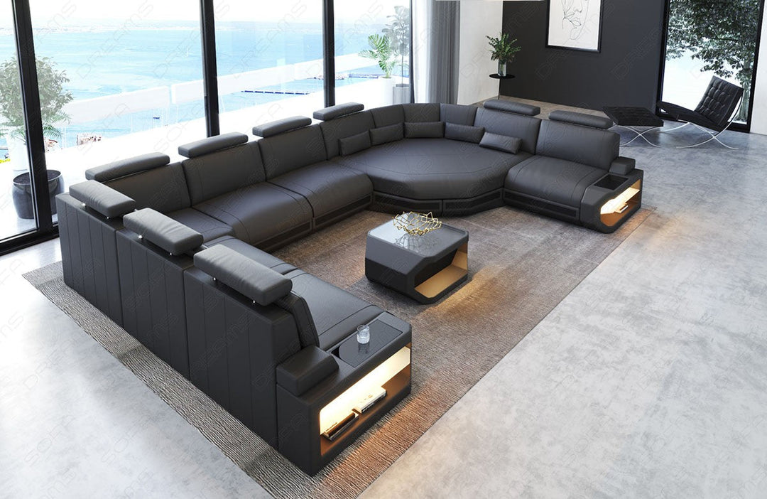 Moderne Leder Wohnlandschaft Asti U Form in grau-schwarz. Couchtisch und USB AnschlÃ¼sse sind optional erhÃ¤ltlich.