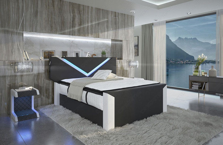 Design Boxspringbett Lyon mit moderner LED Beleuchtung und USB AnschlÃ¼ssen in schwarz-weiÃŸ