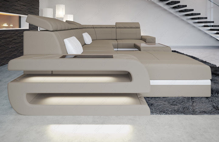Detailansicht der groÃŸen Armlehne beim Sofa Bologna U Form