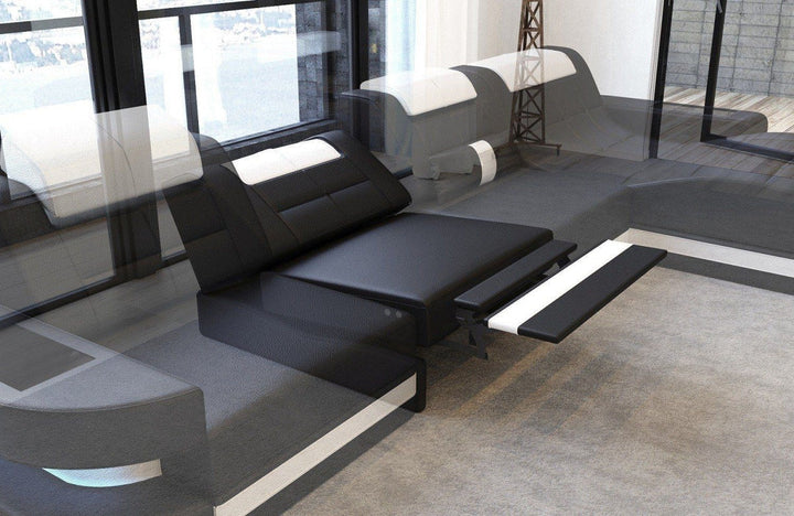 Das Sofa kann optional mit einer elektrischen Relaxfunktion ausgestattet werden