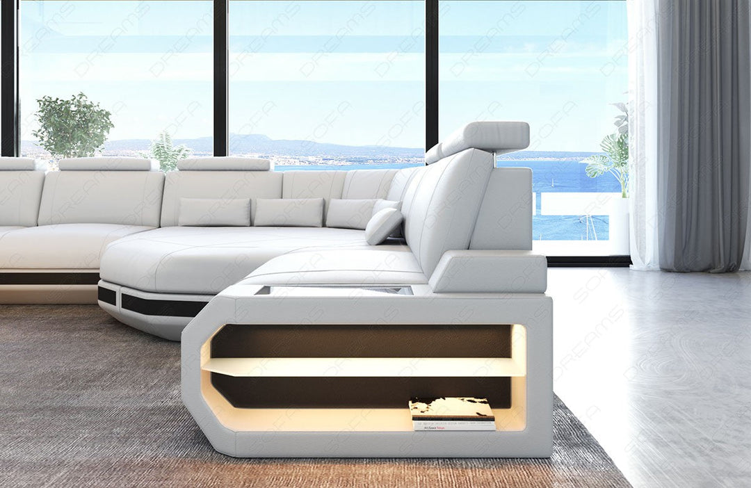 Detailansicht der kleinen Armlehne mit LED Beleuchtung bei der Leder Wohnlandschaft Asti U Form Mini.