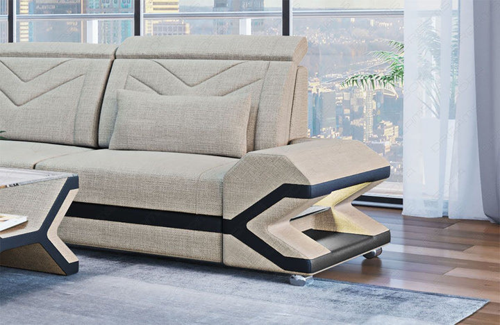 Detailbild der kleinen Armlehne beim Sofa Napoli