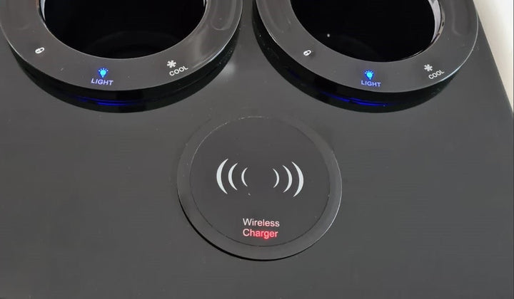 optional erhÃ¤ltliche Wireless Charger Funktion in der langen Armlehne